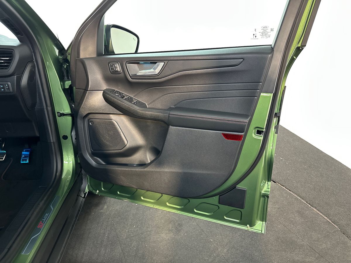 Used Ford Kuga 2025 for sale - 76586795: Photo 35