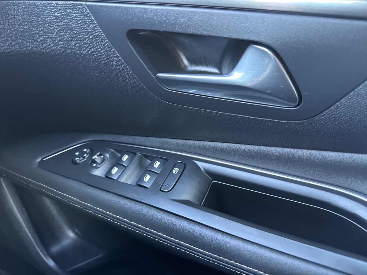 Used Peugeot 3008 2020 for sale - 76474882: Photo 25