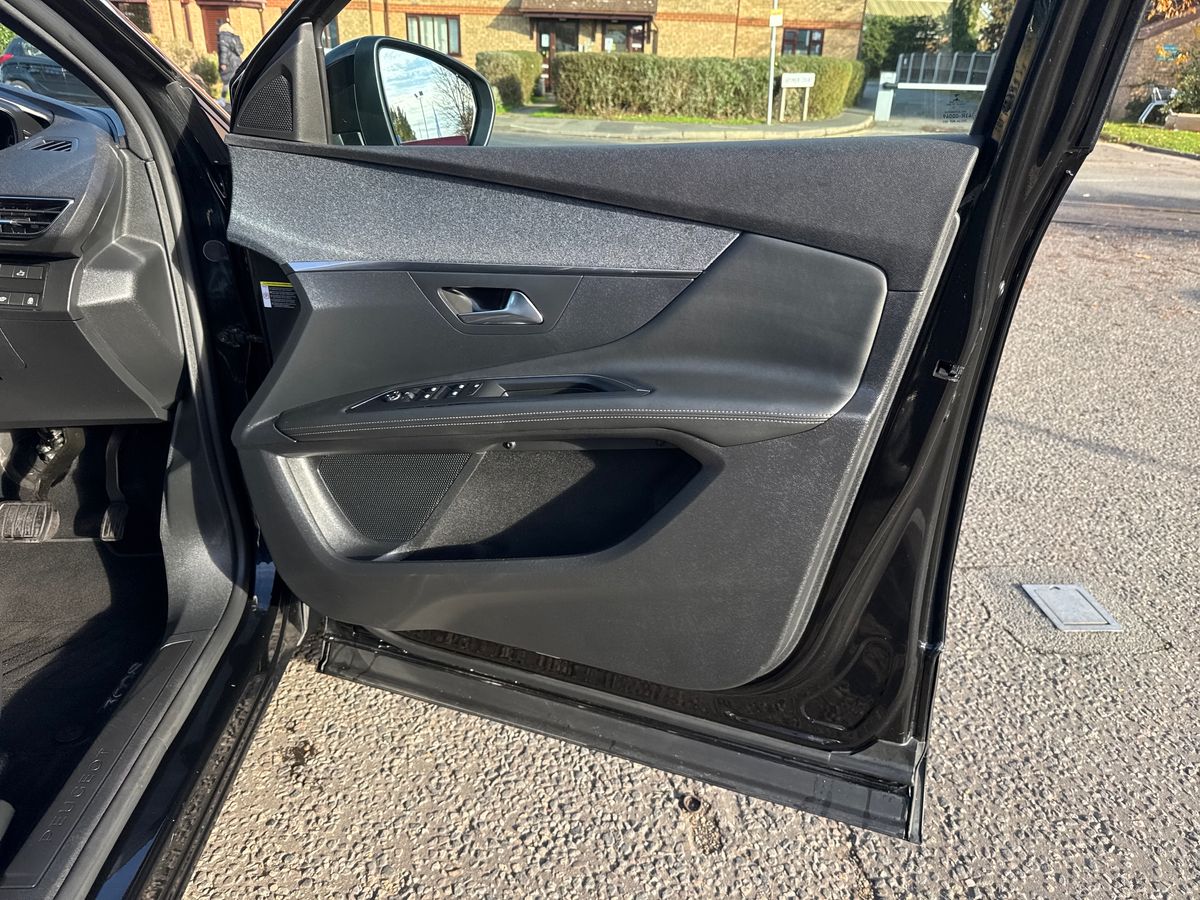 Used Peugeot 3008 2020 for sale - 76474882: Photo 35