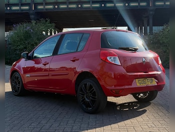 Used Renault Clio 2011 for sale - 79505271: Photo