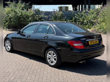 Used Mercedes-Benz C Class 2013 for sale - 79194717: Photo