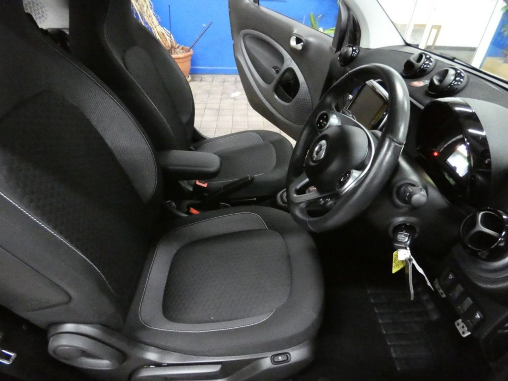 Used smart fortwo 2021 for sale - 77685481: Photo 42