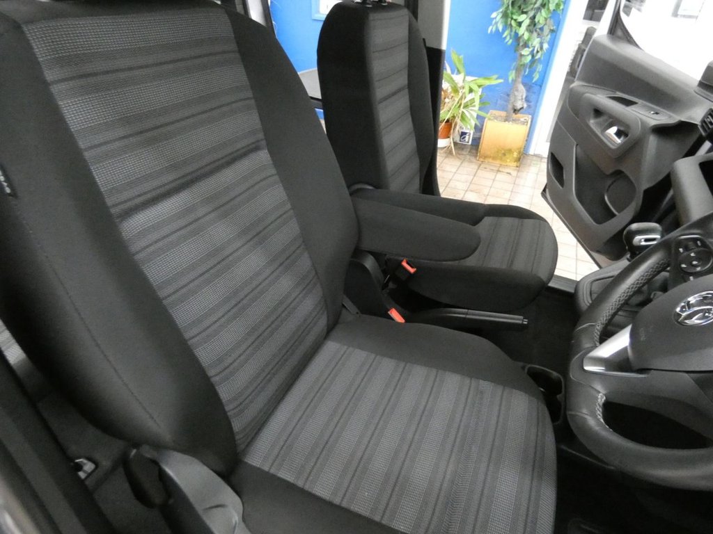 Used Vauxhall Combo Life 2022 for sale - 77659844: Photo 40
