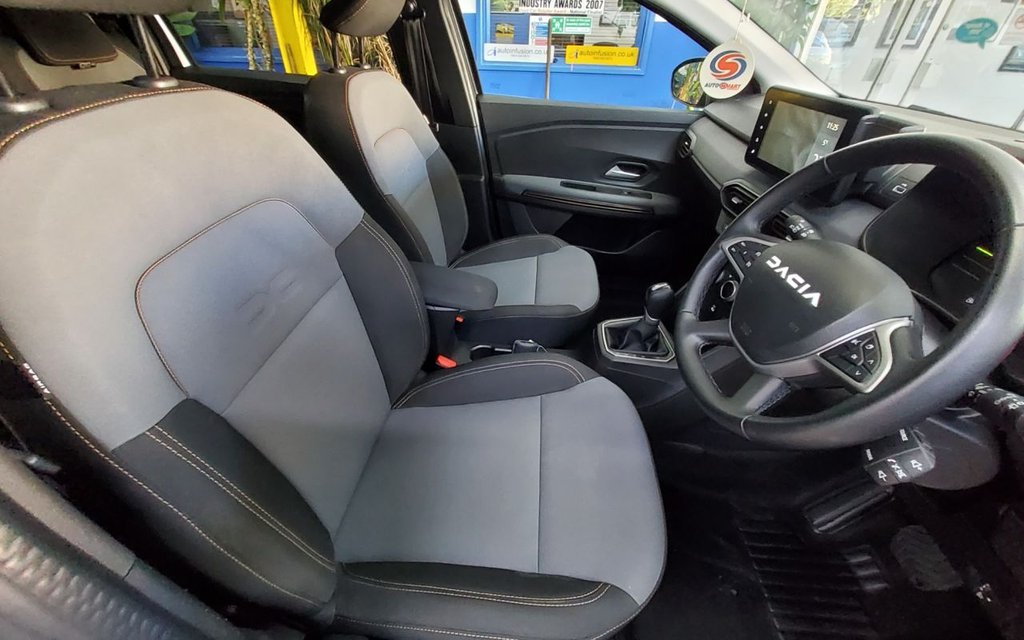 Used Dacia Jogger 2025 for sale - 77659889: Photo 32