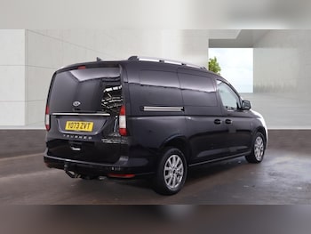 Used Ford Tourneo Connect 2024 for sale - 79462627: Photo