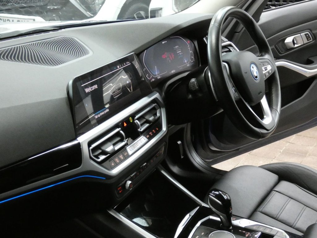 Used BMW 3 Series 2022 for sale - 77680339: Photo 39