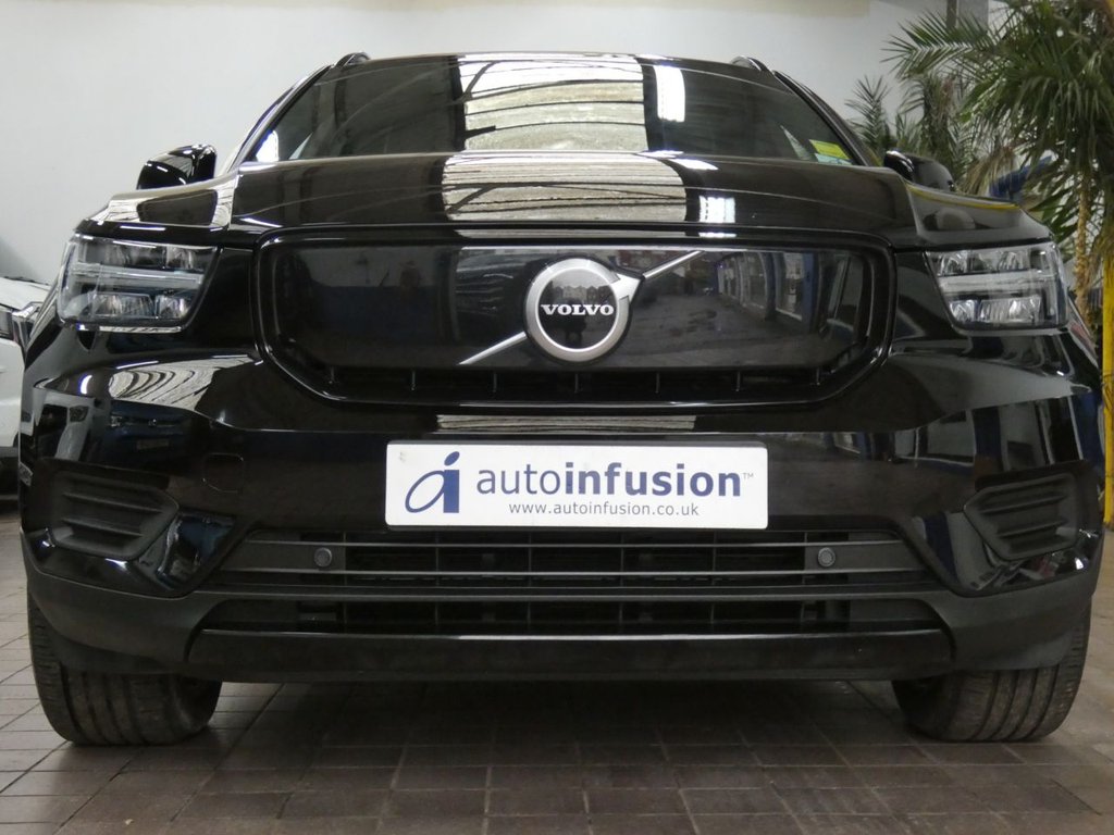 Used Volvo XC40 2021 for sale - 77685469: Photo 2