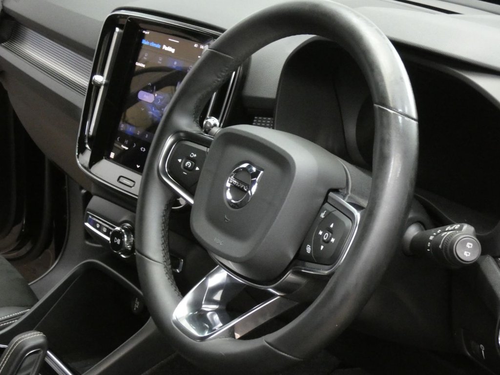 Used Volvo XC40 2021 for sale - 77685469: Photo 32