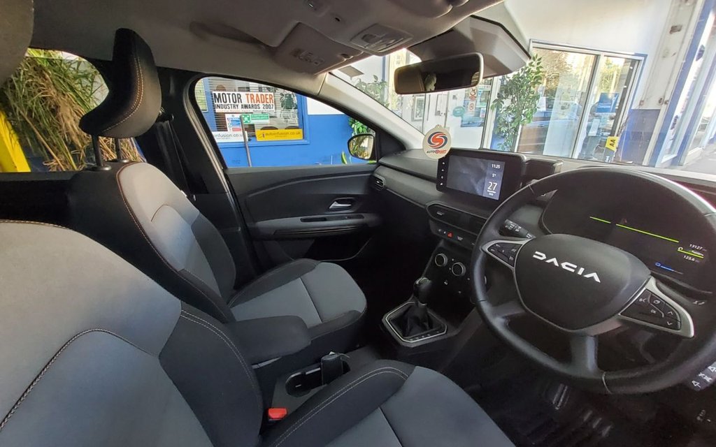 Used Dacia Jogger 2025 for sale - 77680308: Photo 31