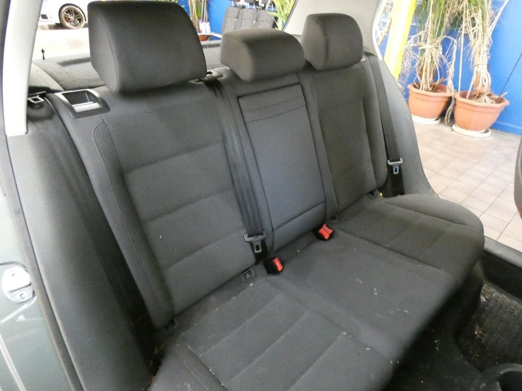Used Volkswagen Golf 2005 for sale - 77685398: Photo 36