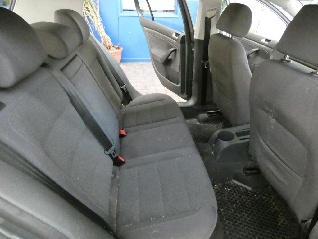 Used Volkswagen Golf 2005 for sale - 77685398: Photo 40