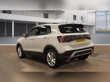 Used Volkswagen T-Cross 2025 for sale - 77755227: Photo