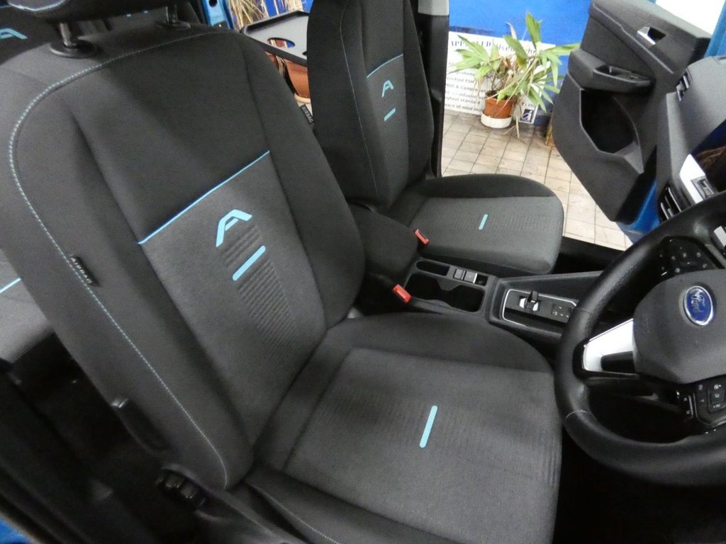 Used Ford Grand Tourneo Connect 2023 for sale - 77659851: Photo 39