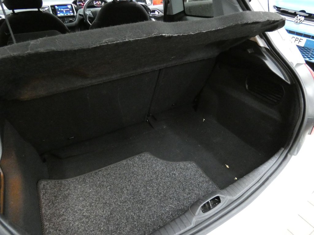 Used Peugeot 208 2018 for sale - 77780751: Photo 28