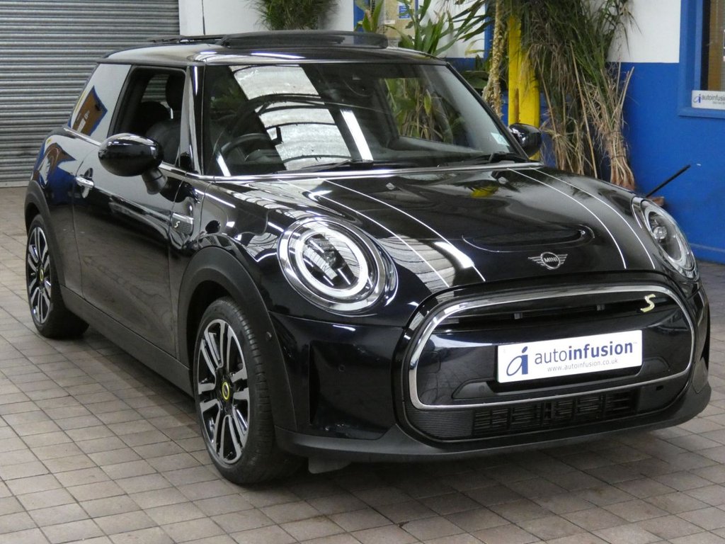 Used MINI Hatch 2022 for sale - 77659900: Photo 1