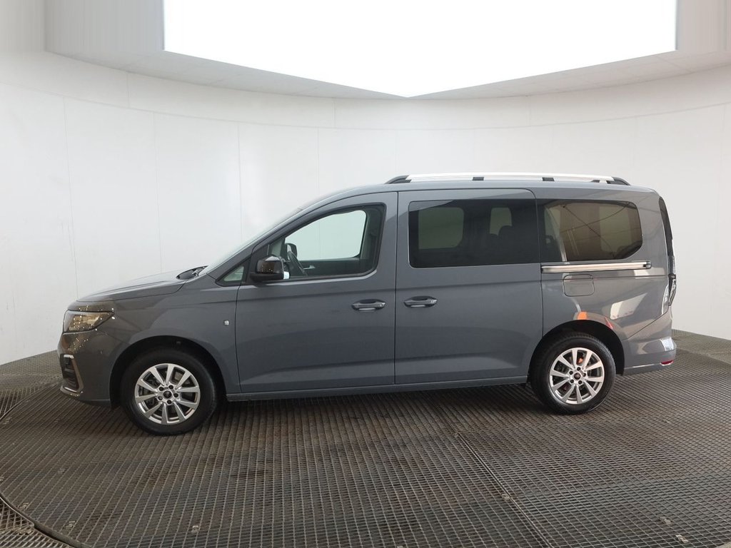 Used Ford Tourneo Connect 2024 for sale - 78134353: Photo 2