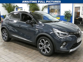 Used Renault Captur 2023 for sale - 77685299: Photo
