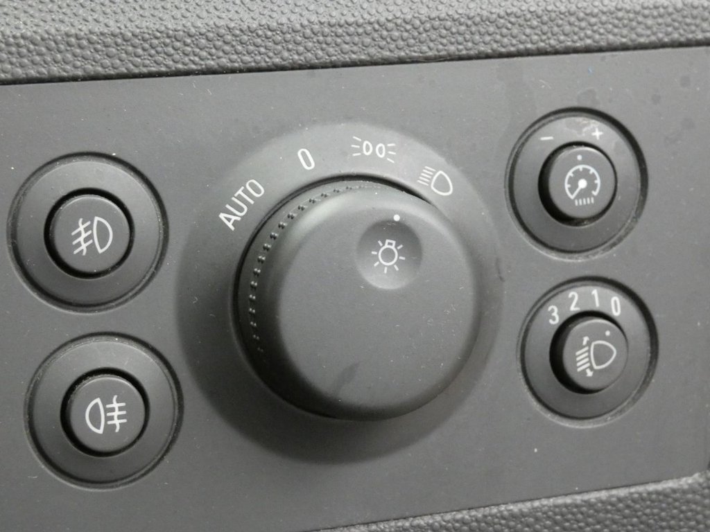 Used Vauxhall Zafira 2011 for sale - 77685407: Photo 47