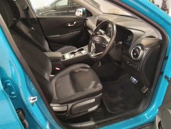 Used Hyundai KONA 2023 for sale - 78206621: Photo