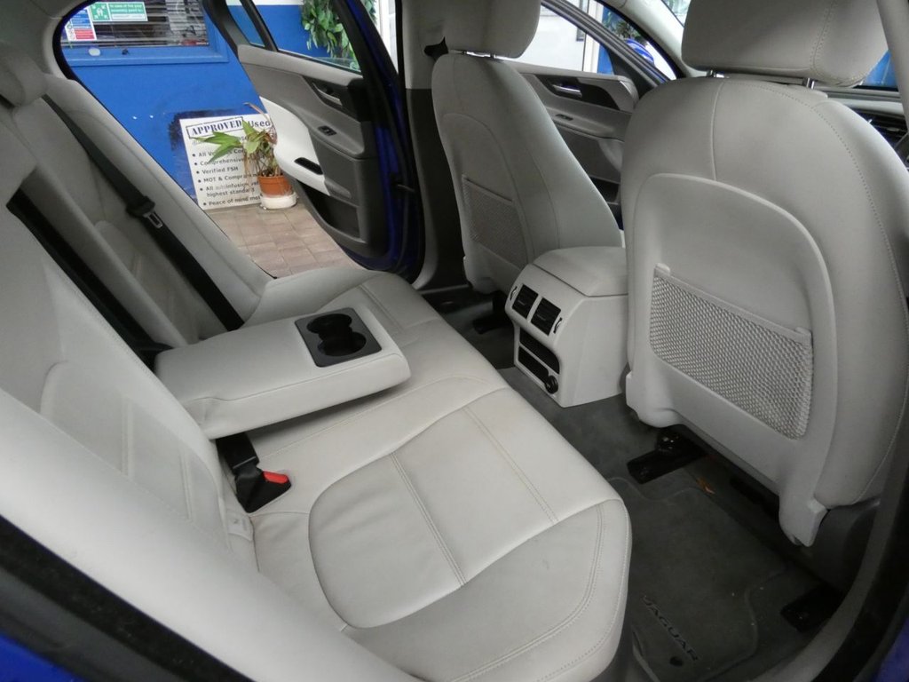 Used Jaguar XE 2017 for sale - 78219390: Photo 39