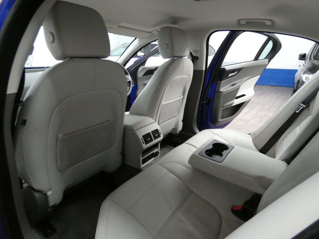 Used Jaguar XE 2017 for sale - 78219390: Photo 44