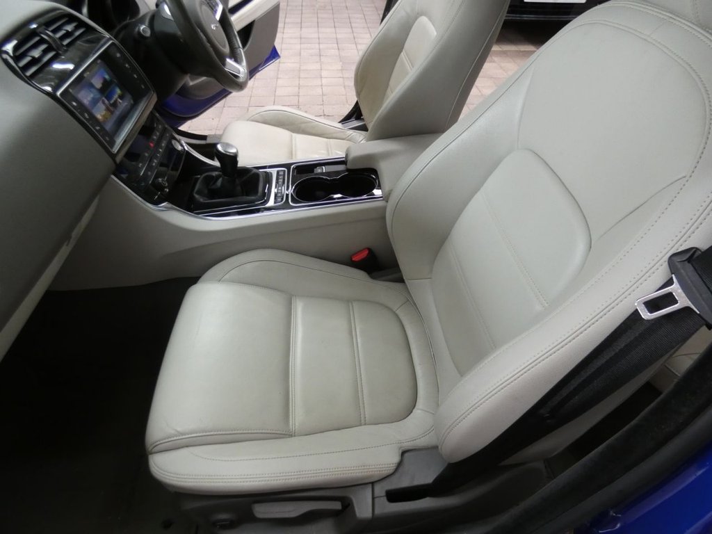 Used Jaguar XE 2017 for sale - 78219390: Photo 48