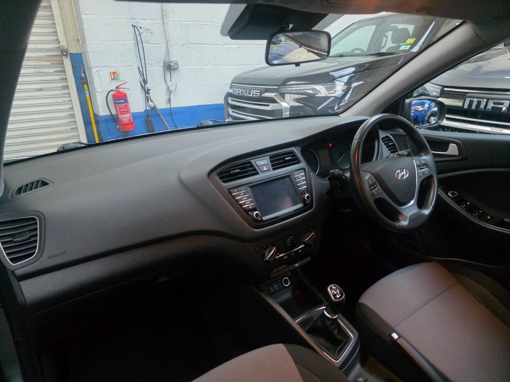 Used Hyundai i20 2017 for sale - 77897515: Photo 39