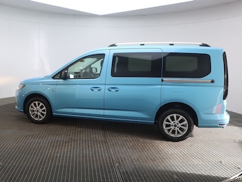 Used Ford Tourneo Connect 2024 for sale - 77835468: Photo