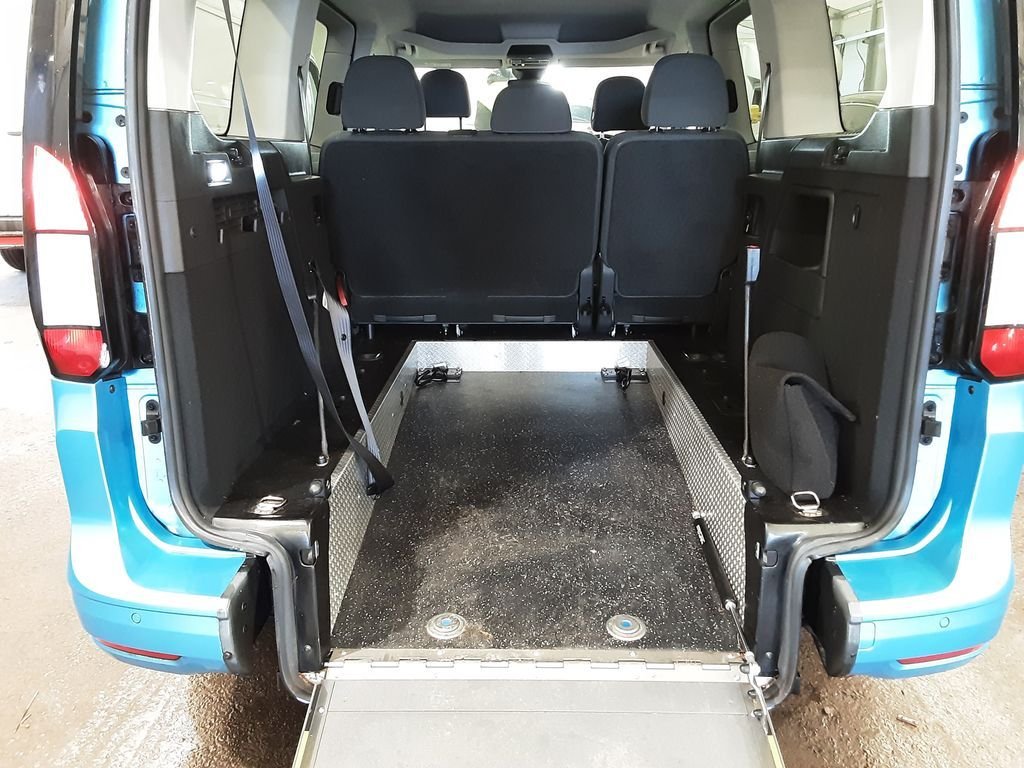 Used Ford Tourneo Connect 2024 for sale - 77835468: Photo 8