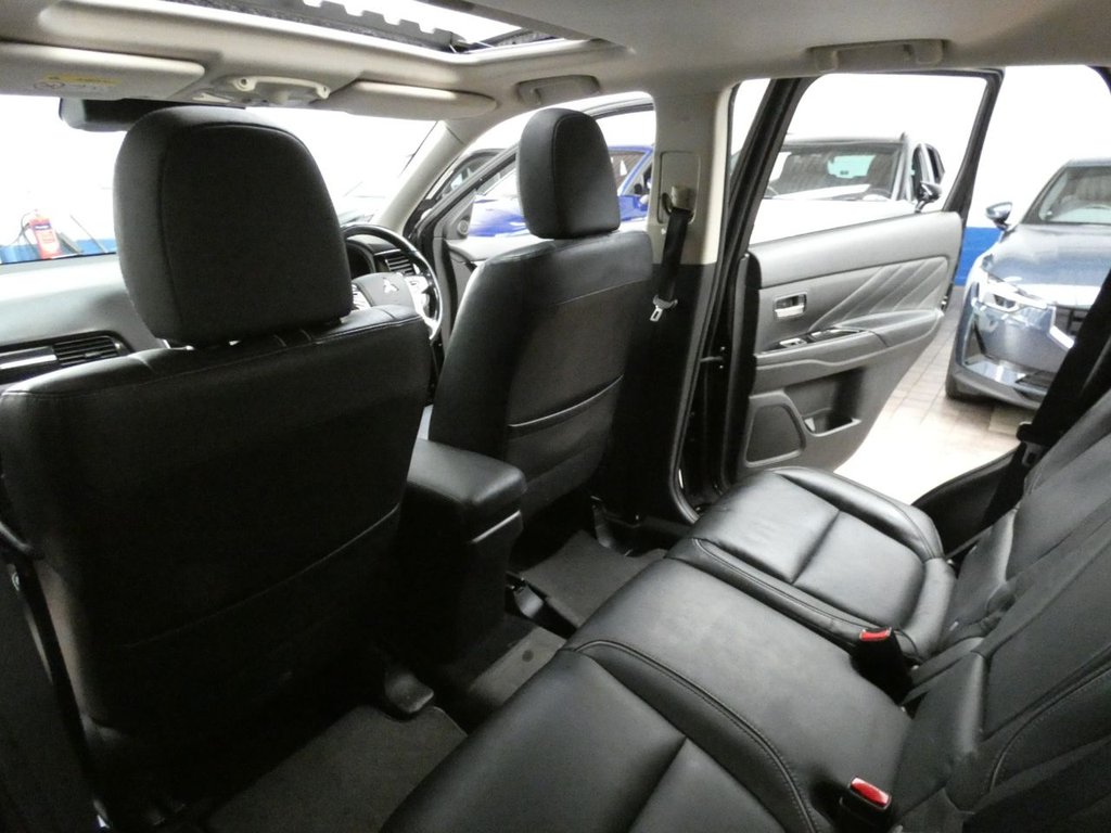 Used Mitsubishi Outlander 2017 for sale - 78044149: Photo 24