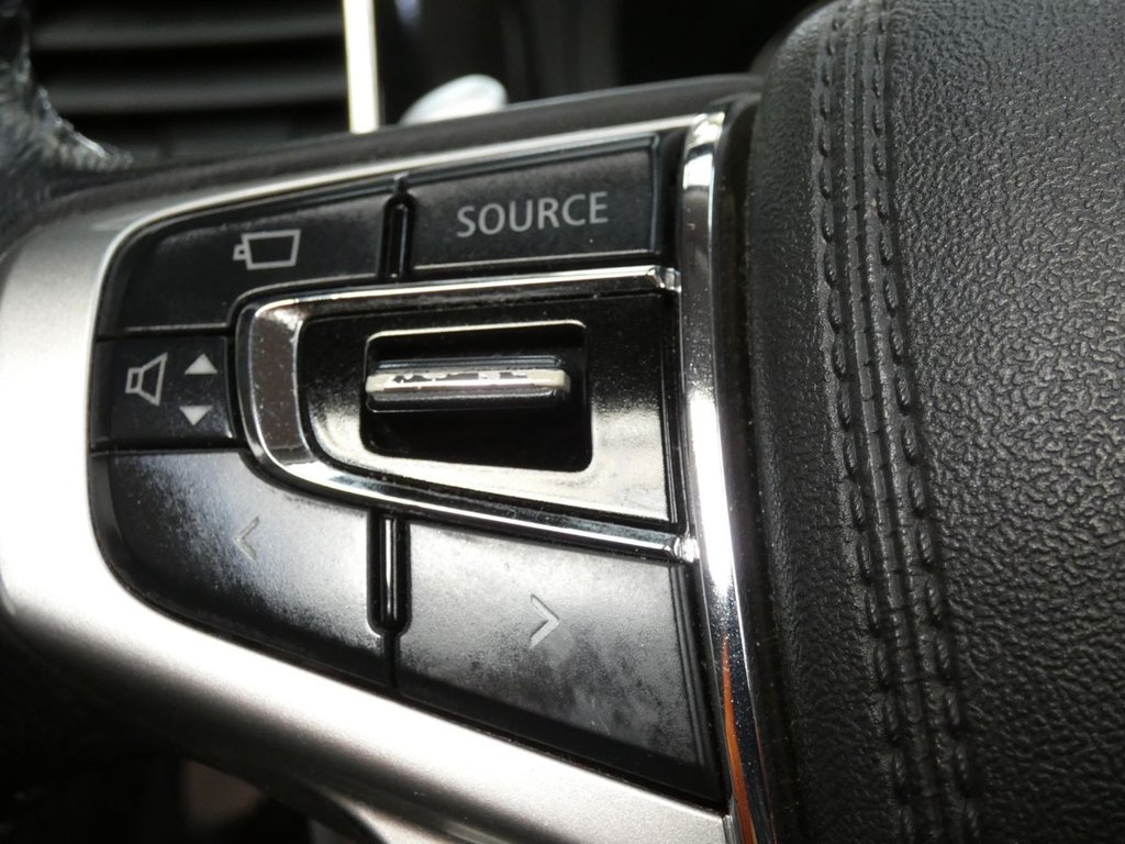 Used Mitsubishi Outlander 2017 for sale - 78044149: Photo 36