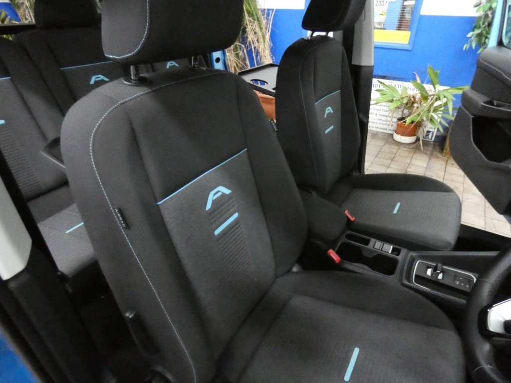 Used Ford Grand Tourneo Connect 2023 for sale - 77680392: Photo 38