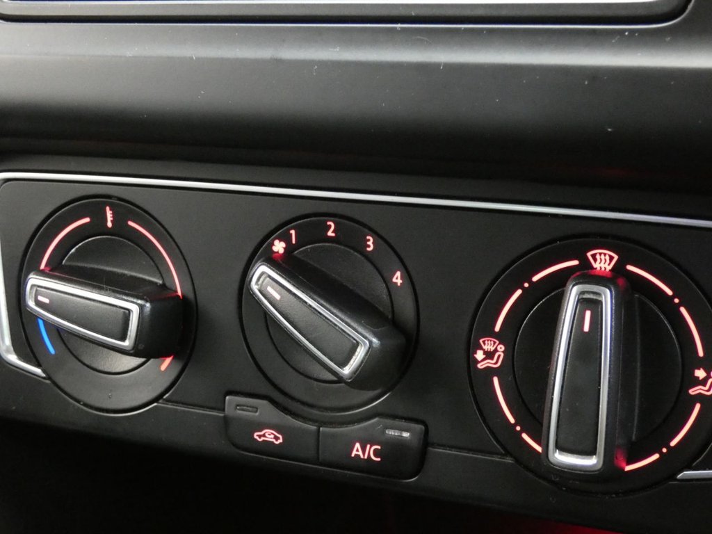 Used Volkswagen Polo 2016 for sale - 77891261: Photo 34