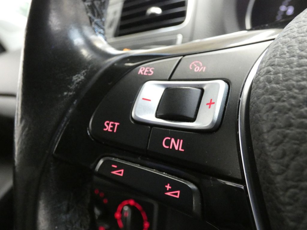 Used Volkswagen Polo 2016 for sale - 77891261: Photo 37