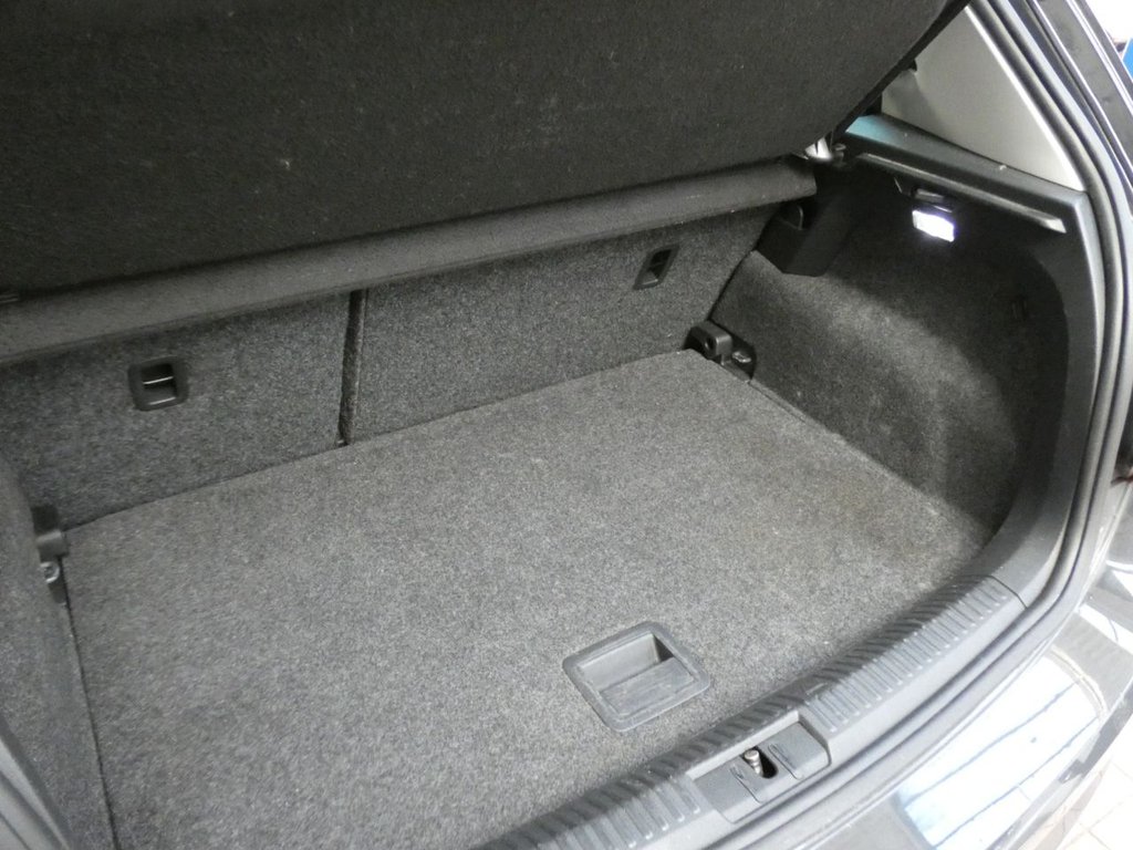 Used Volkswagen Polo 2016 for sale - 77891261: Photo 46