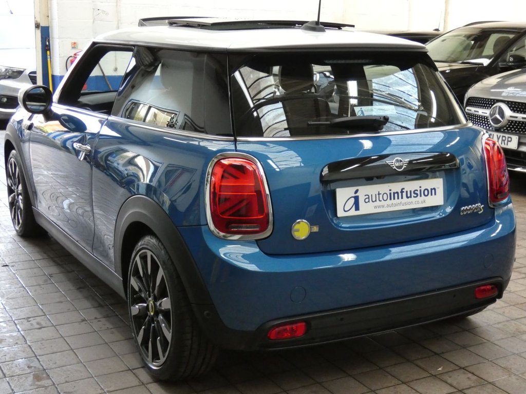 Used MINI Hatch 2023 for sale - 77685496: Photo 28