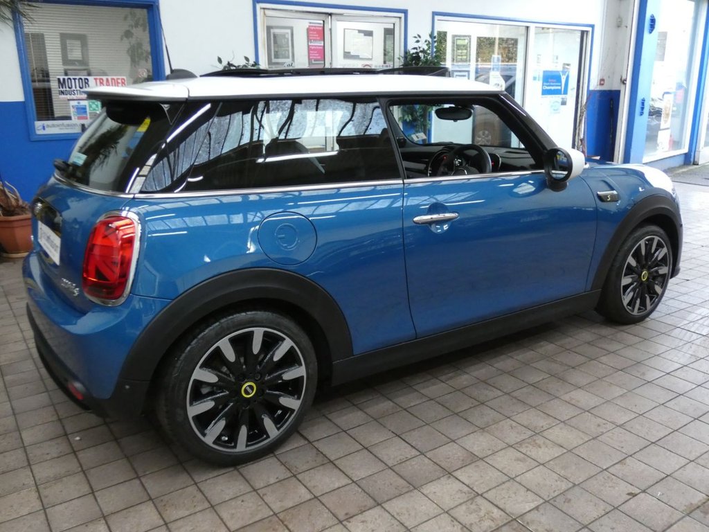 Used MINI Hatch 2023 for sale - 77685496: Photo 42