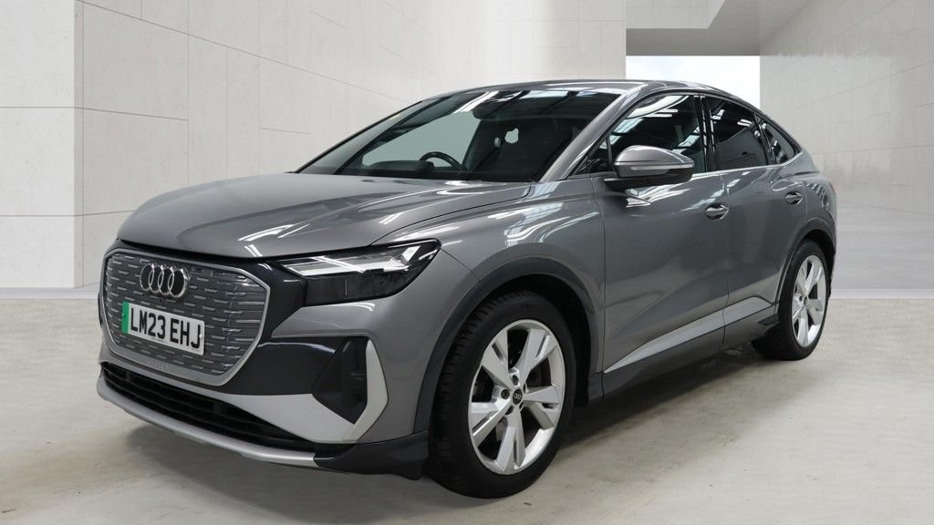 Used Audi Q4 e-tron 2023 for sale - 78134352: Photo 2