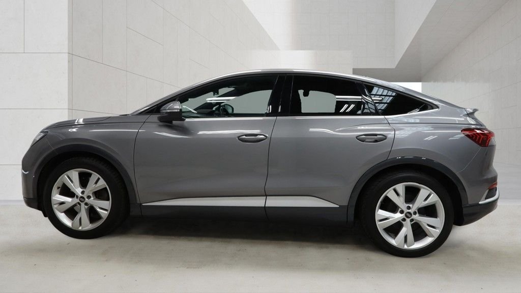 Used Audi Q4 e-tron 2023 for sale - 78134352: Photo 4