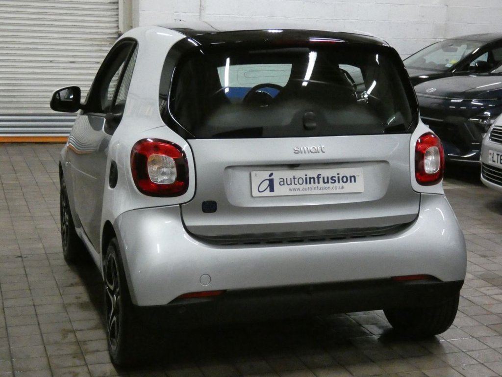 Used smart fortwo 2021 for sale - 77659899: Photo 28