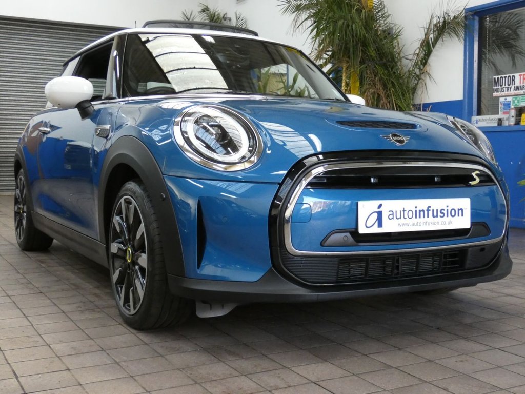 Used MINI Hatch 2023 for sale - 77659881: Photo 10