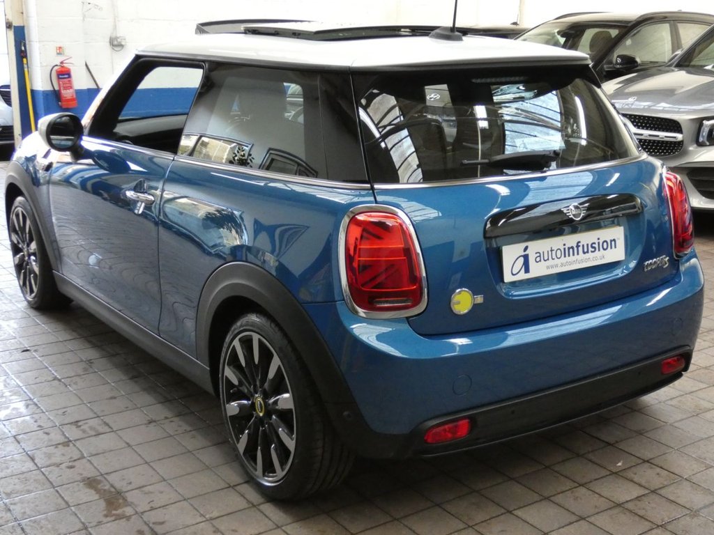 Used MINI Hatch 2023 for sale - 77659881: Photo 4