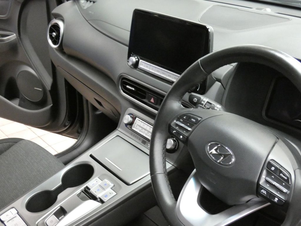 Used Hyundai KONA 2022 for sale - 77680544: Photo 48