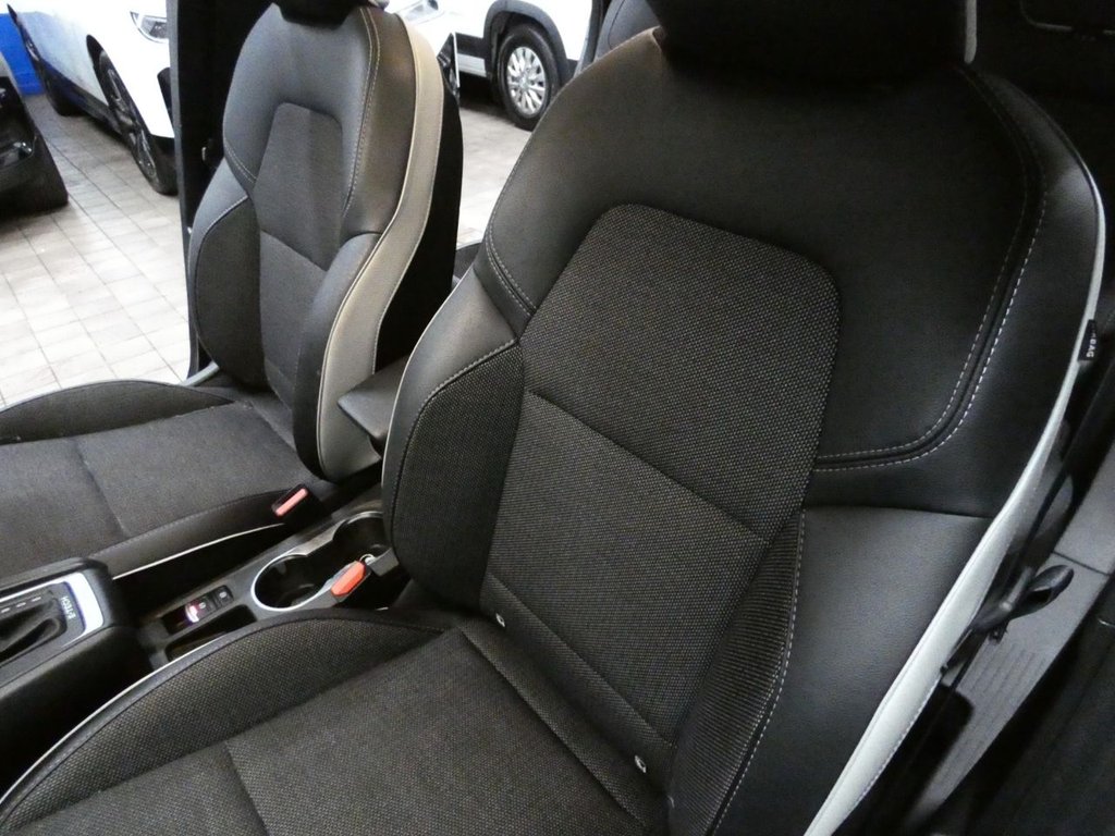 Used Renault Captur 2023 for sale - 77659906: Photo 13