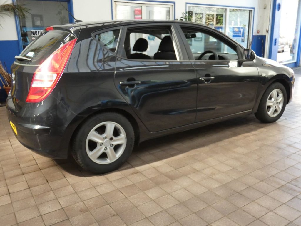 Used Hyundai i30 2009 for sale - 78172397: Photo 18