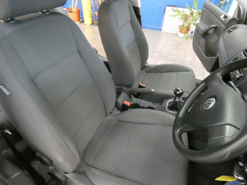 Used Volkswagen Golf 2005 for sale - 77659827: Photo 35