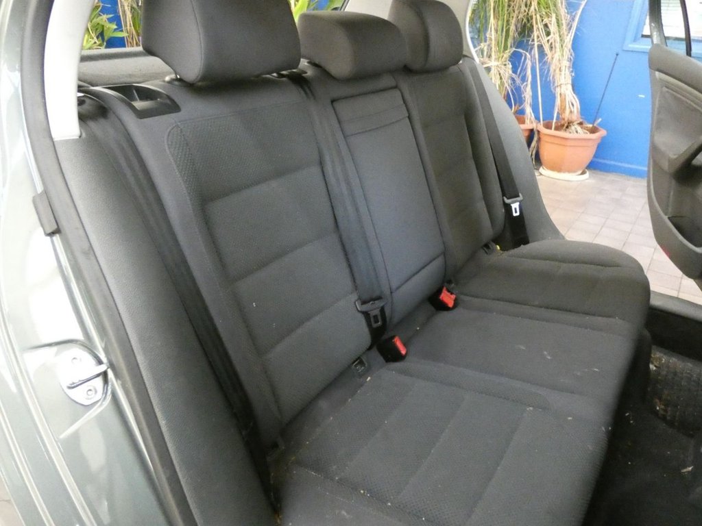 Used Volkswagen Golf 2005 for sale - 77659827: Photo 37