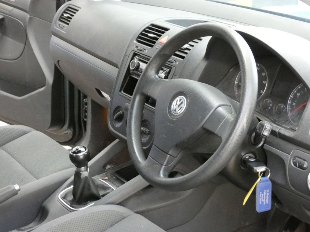 Used Volkswagen Golf 2005 for sale - 77659827: Photo 38