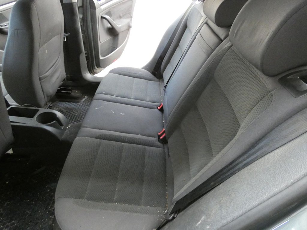 Used Volkswagen Golf 2005 for sale - 77659827: Photo 43