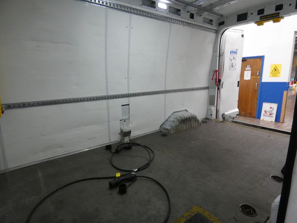 Used Maxus Deliver 9 2023 for sale - 77659885: Photo 31